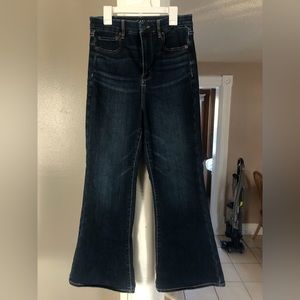 American Eagle High Waisted Flare Jeans size 8 Short